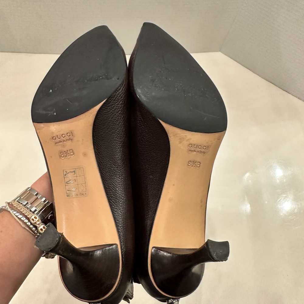 Gucci Black Heeled Boots with Luxurious Satin Finish - Picture 8 of 10